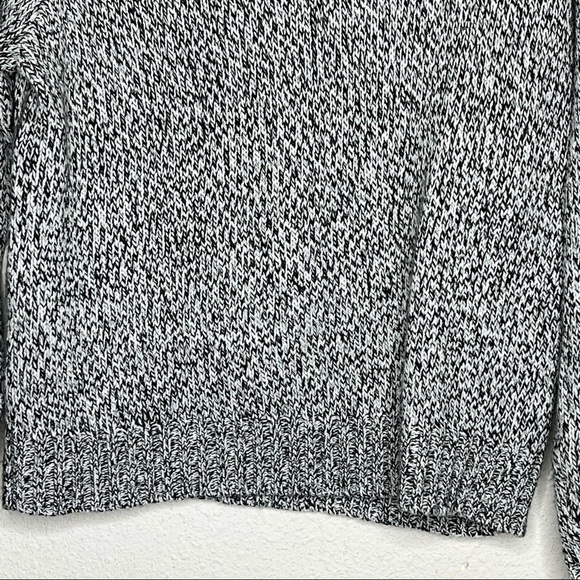 Divided H&M Sweater - Picture 3 of 7